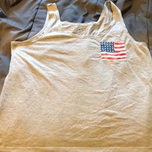 Fifth Sun L Gray Tanktop with an accent pocket